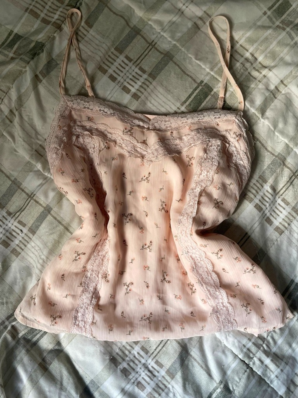 Delicate Floral Lace Cami Tank Top - Blush Pink Forever 21